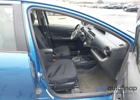 2015 Toyota Prius C Two from USA, damaged, VIN JTDKDTB30F1577894